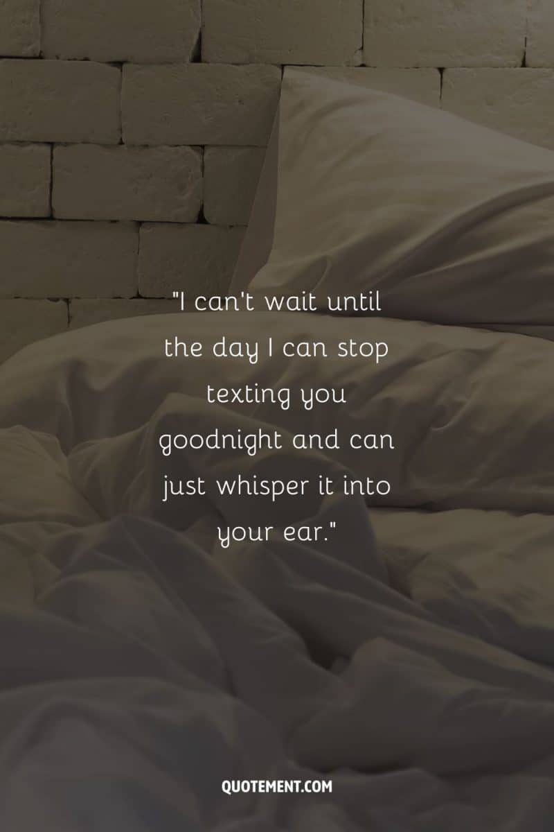 120 Good Night Messages For Him To Make Him Dream Of You