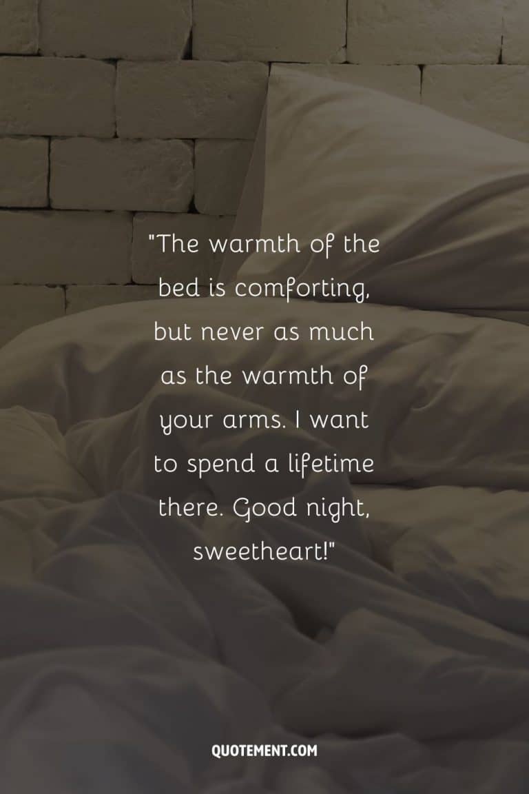120 Good Night Messages For Him To Make Him Dream Of You