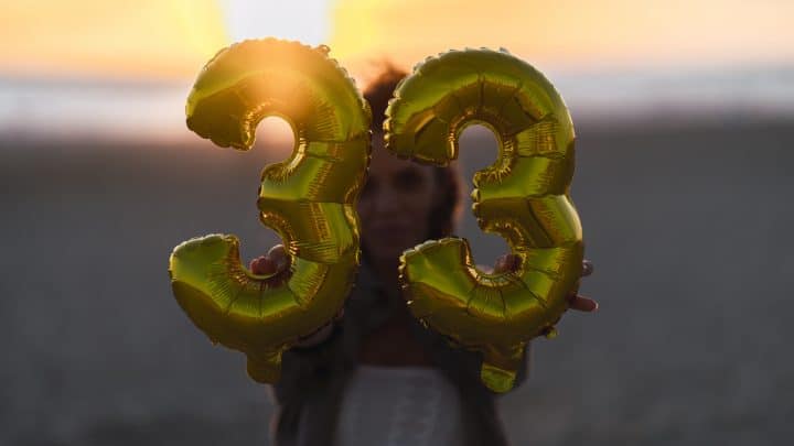 170 Alegres y dulces frases y deseos de 33 cumpleaños