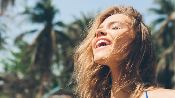 80 brillantes frases besadas por el sol para un post de Instagram perfecto