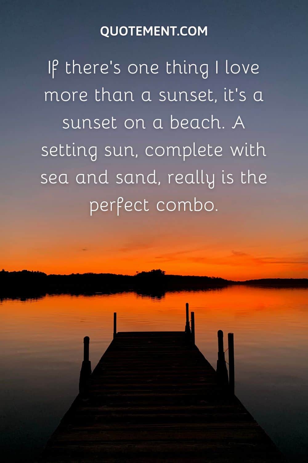 If there’s one thing I love more than a sunset, it’s a sunset on a beach. A setting sun, complete with sea and sand, really is the perfect combo.