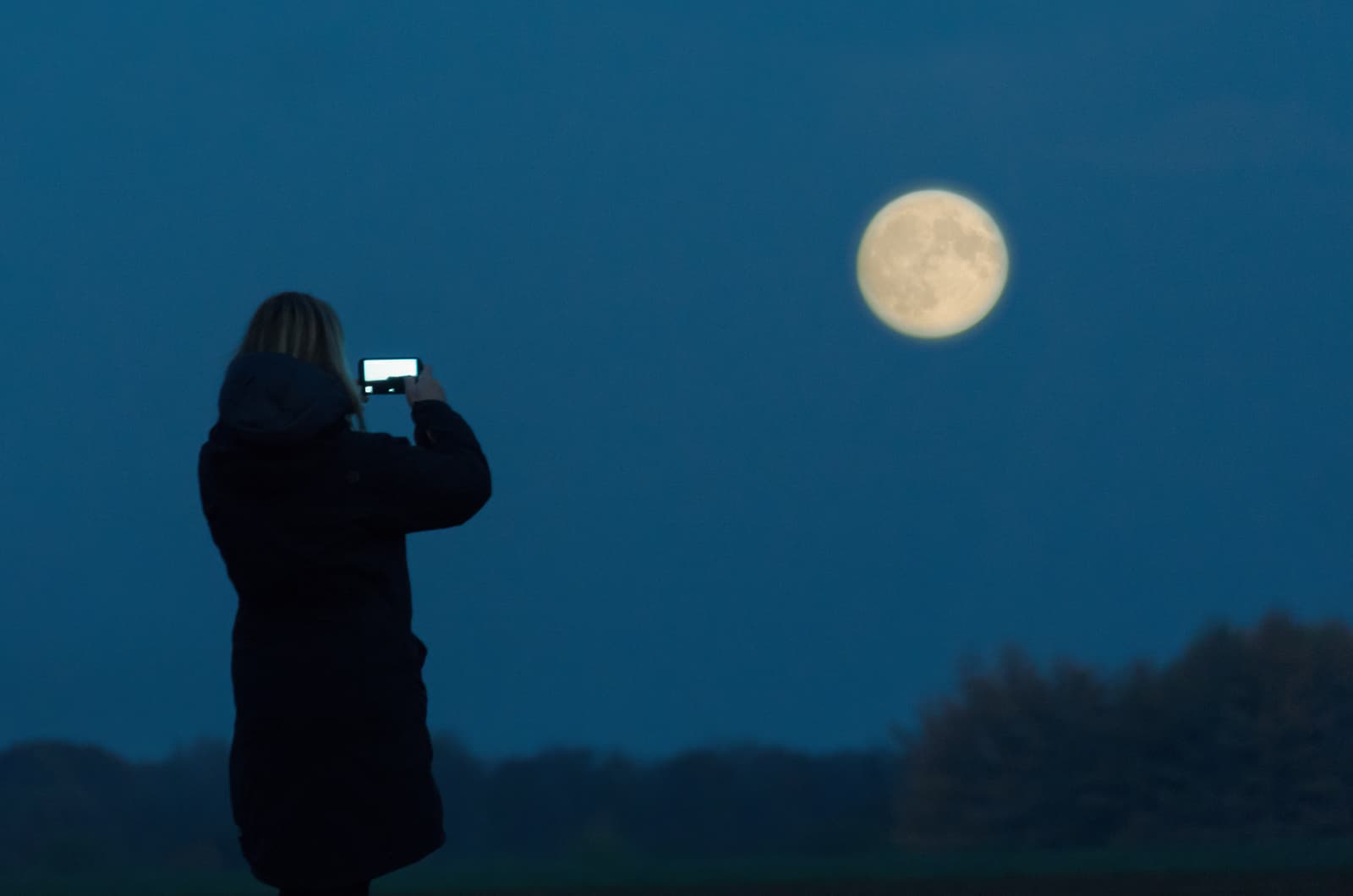 430 Beautiful Moon Captions For A Magical Instagram Post