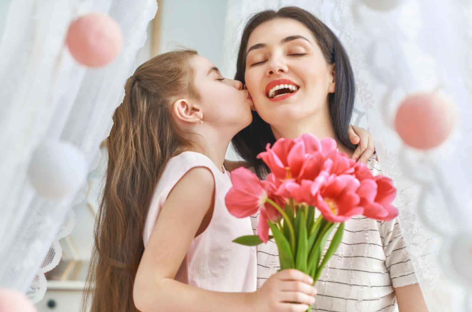 Happy Mother’s Day For Aunt: 50 Sweet Wishes & Messages