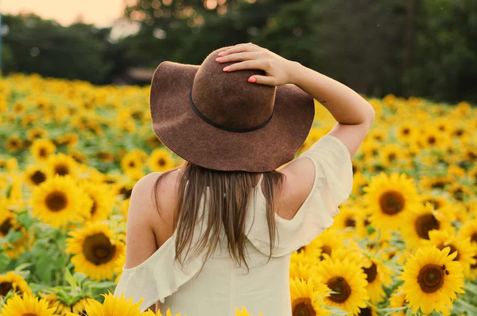 woman in sunflowers