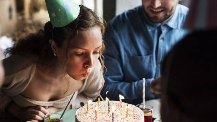 150 Best Birthday Wishes For Girlfriend To Melt Her Heart
