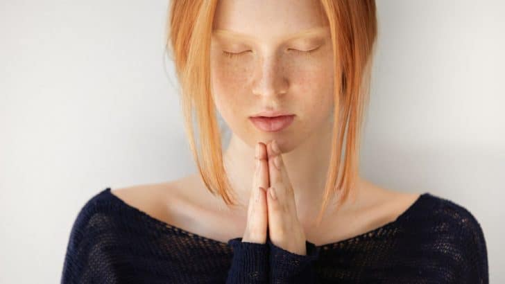 List Of 60 Powerful Prayers To Comfort A Grieving Friend