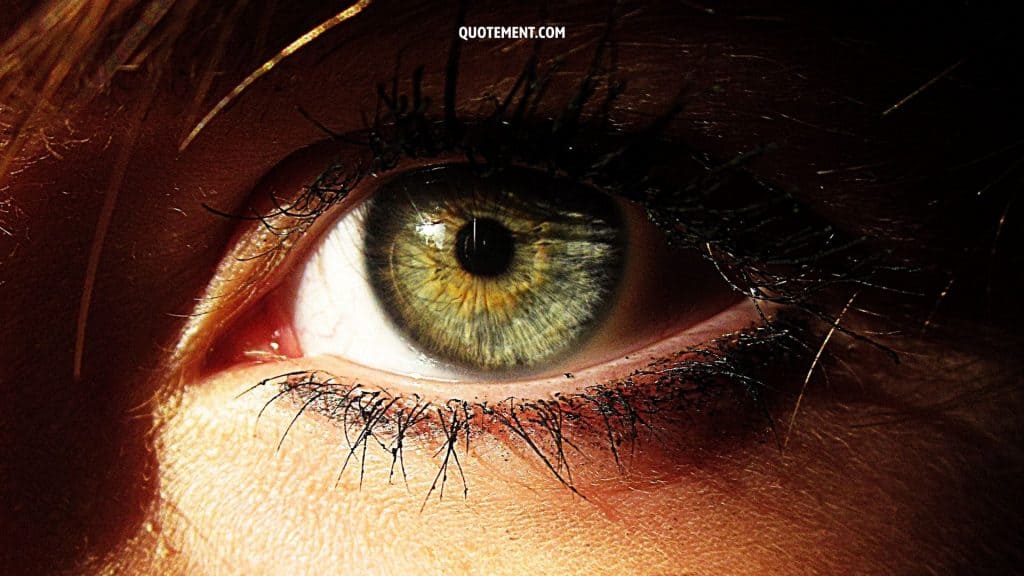 70 Lovely Green Eyes Quotes Celebrating Their Unique Charm