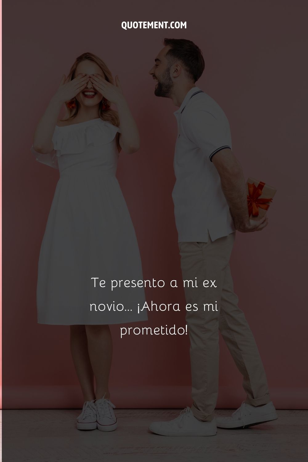 Conoce a mi ex novio... Él es mi prometido ahora