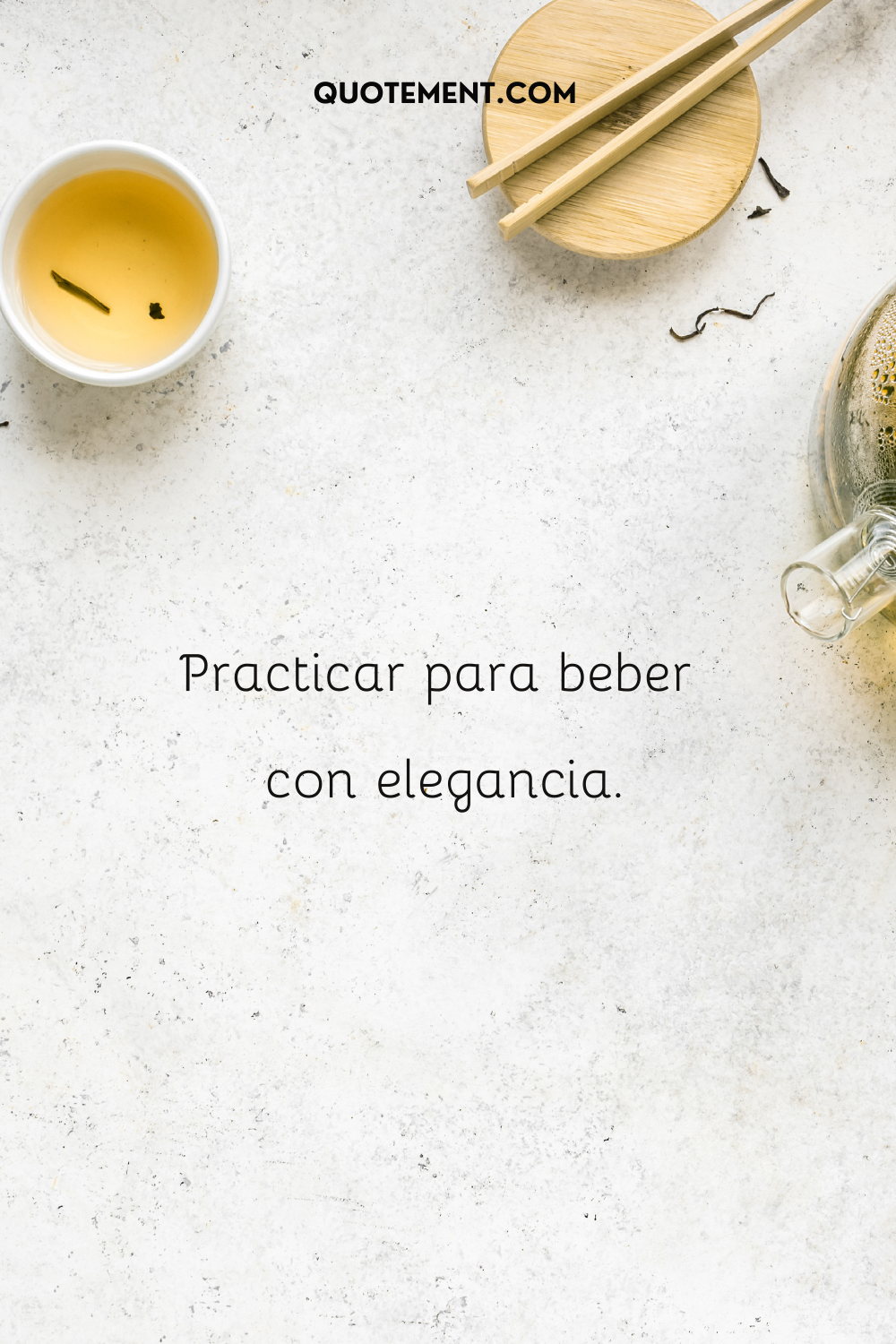 Practicar para beber con elegancia.