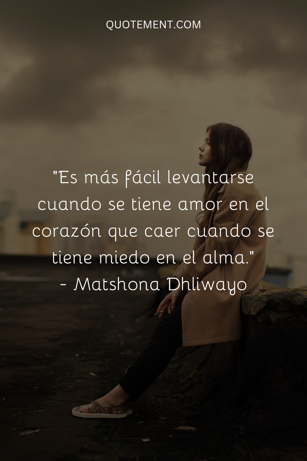 "Es más fácil elevarse cuando se tiene amor en el corazón que caer cuando se tiene miedo en el alma". - Matshona Dhliwayo