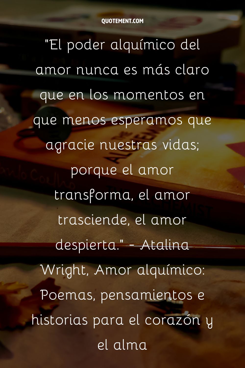 El poder alquímico del amor nunca es más evidente que en los momentos en que menos esperamos que agracie nuestras vidas; porque el amor transforma, el amor trasciende, el amor despierta...